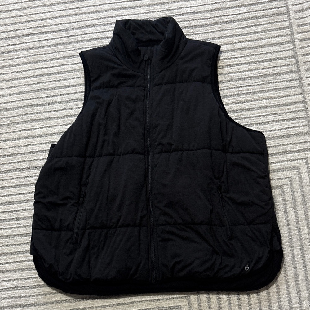 Torrid active vest